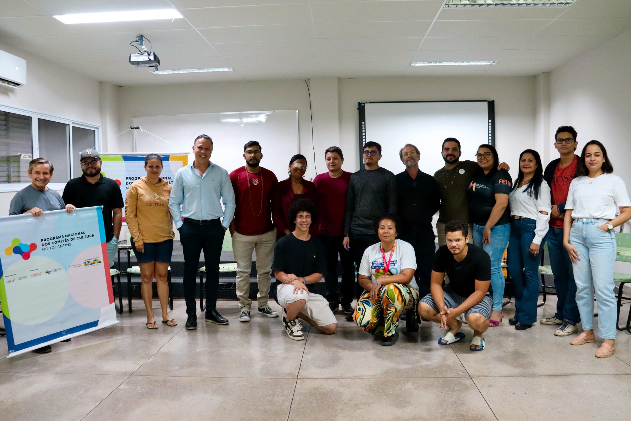 4-Inclusao-e-politicas-socioculturais-com-foco-na-comunidade-LGBTQIA-sao-debatidas-em-Gurupi-2136×1425